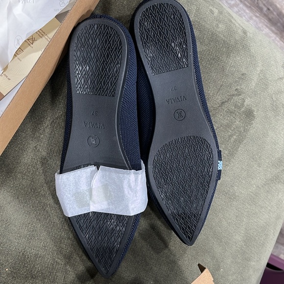 Brand new Vivaia shoes - Picture 3 of 5
